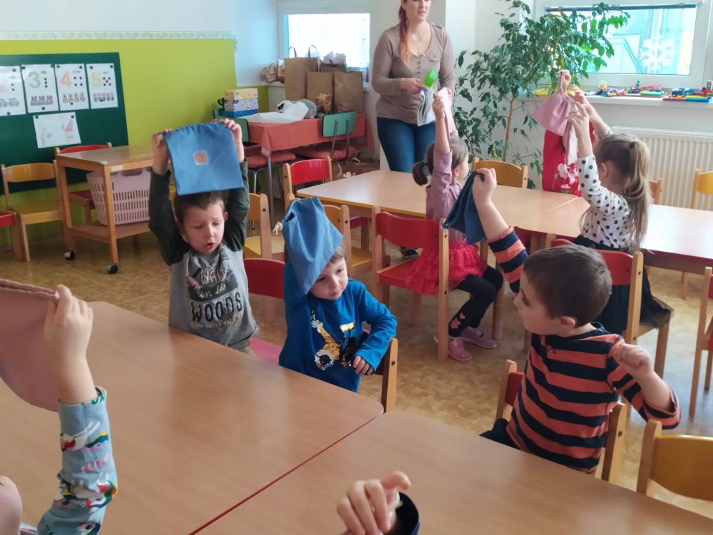 Křeslo pro hosta - povolání švadlenka s paní Renatou Jedelskou